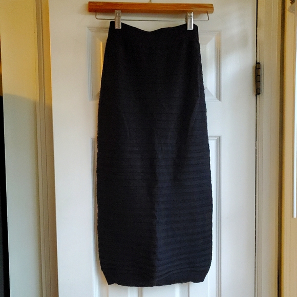 Skirt - Picture 1 of 1